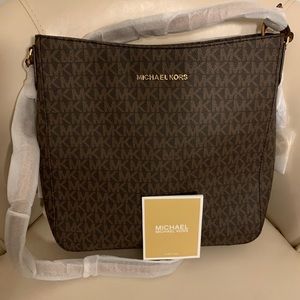 Sold Michael Kors Large Jet Set Large Messenger